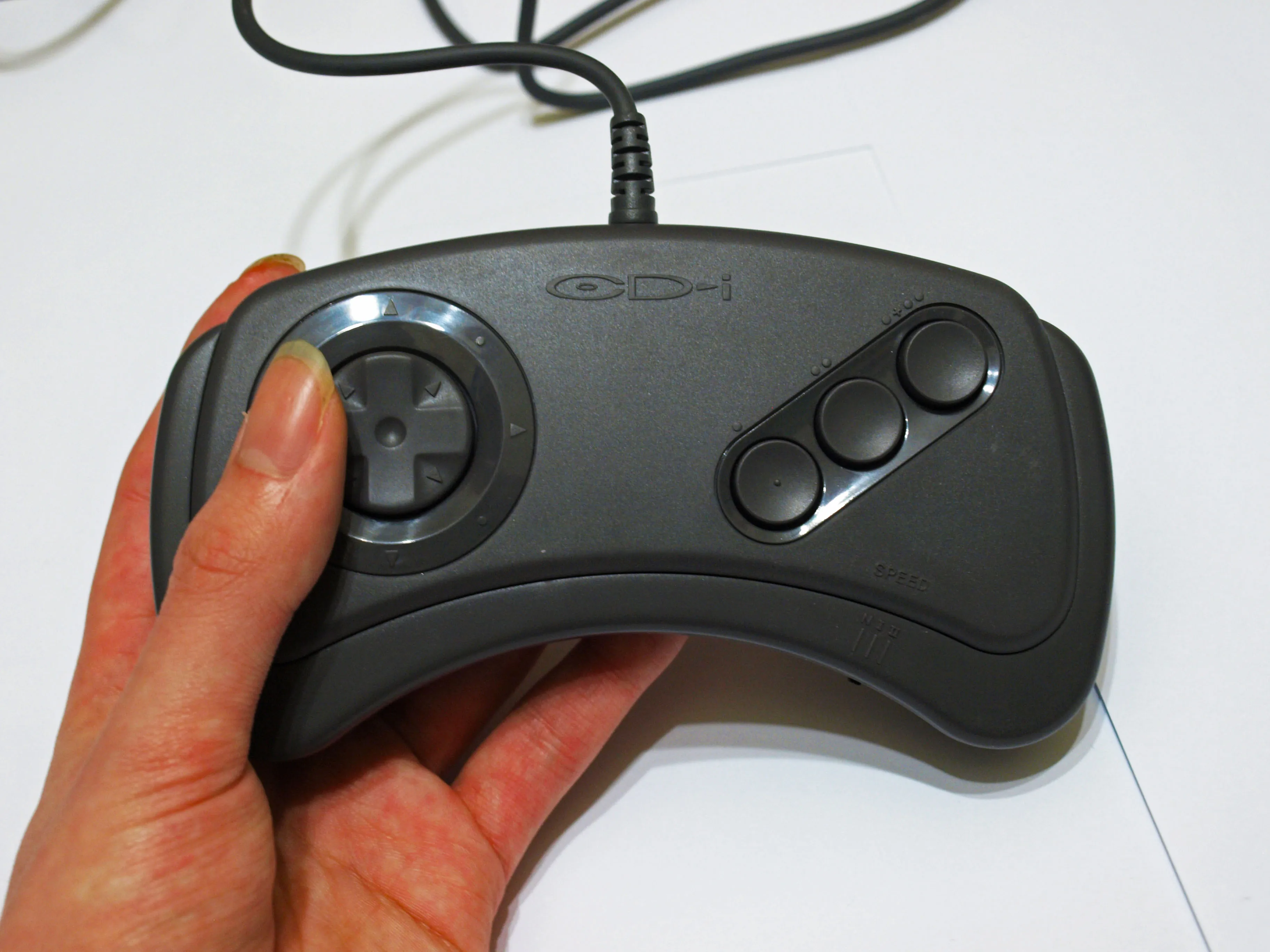 03 CD i gamepad with hand