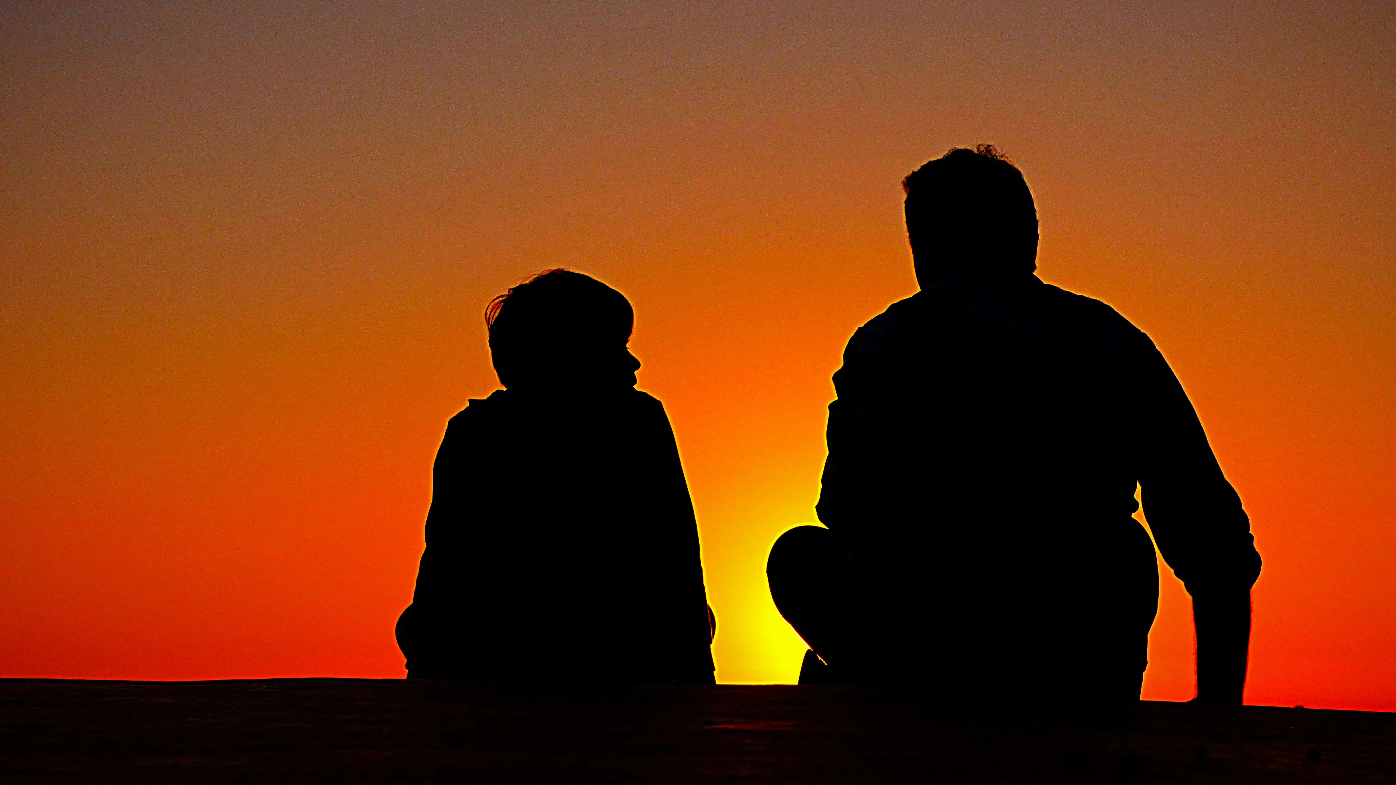 04 ilustrasi parenting ayah anak laki laki