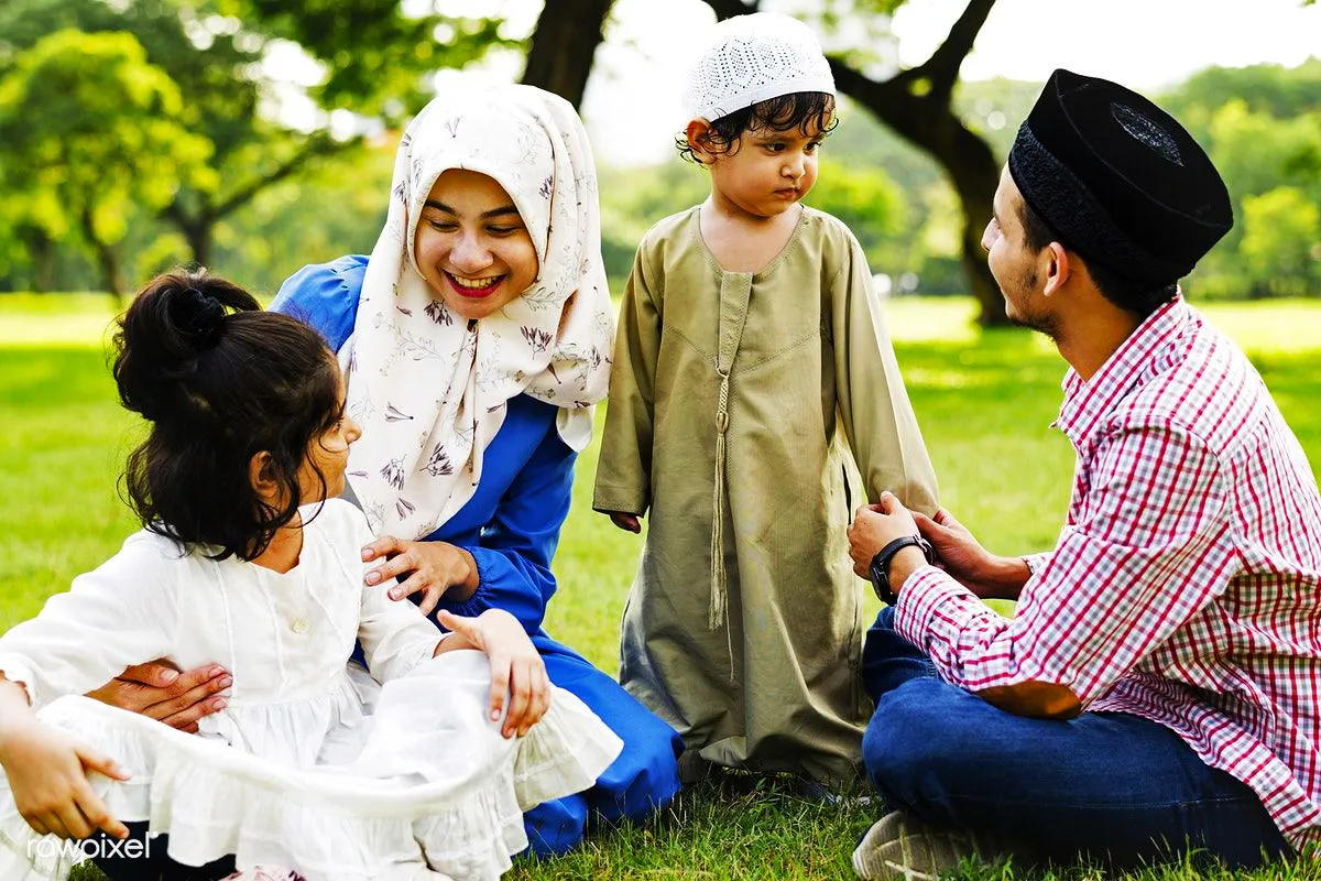 03 keluarga muslim yang bahagia