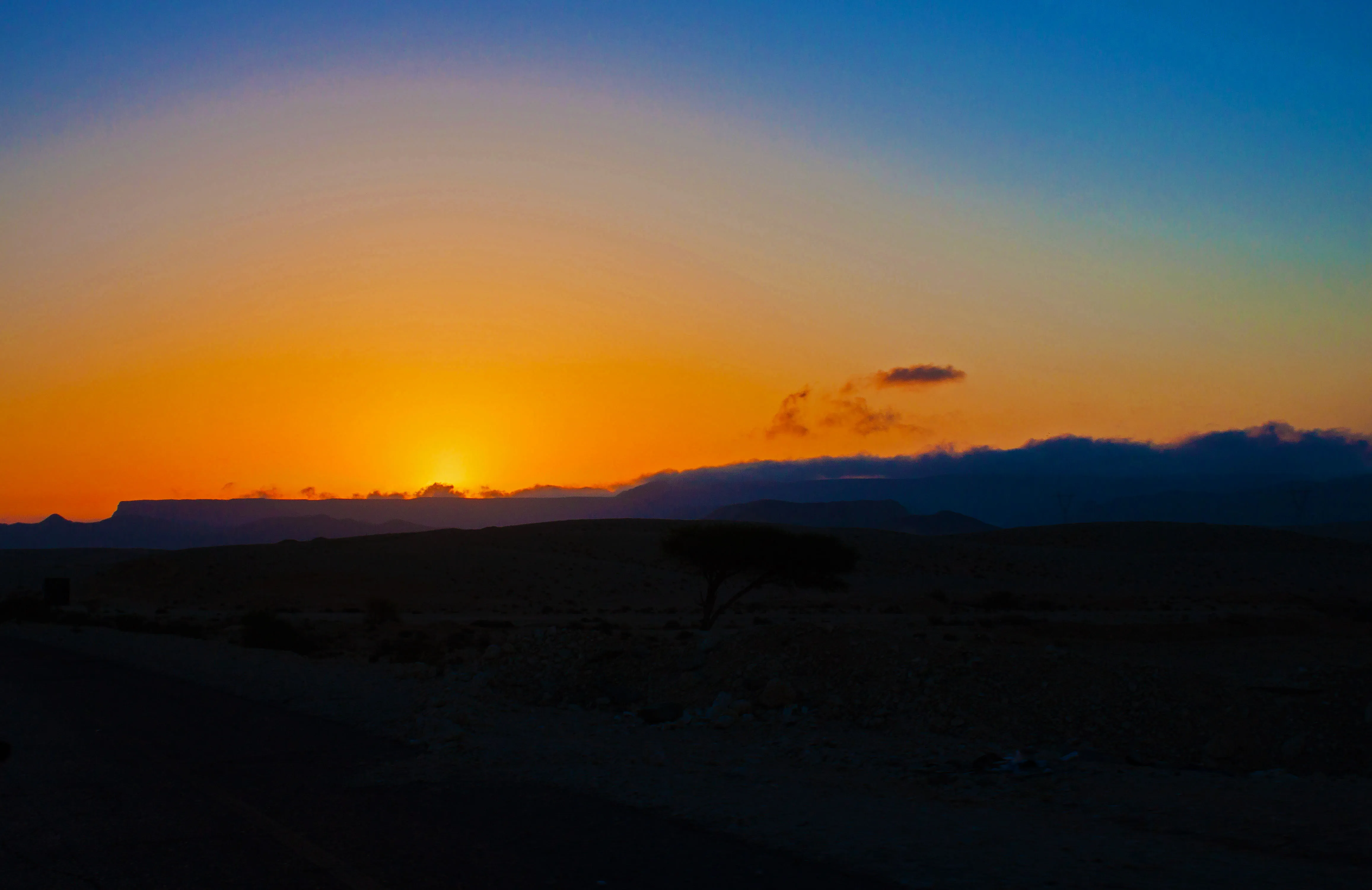 ilustrasi waktu fajar