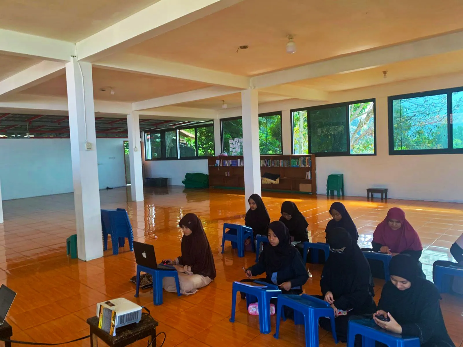 menjaga hati di era serba cepat 04
