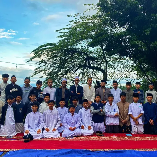 Santri Putra Pesantren Daarul Mutqin, Megamendung, Bogor, Jabar