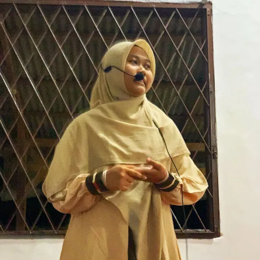 Latihan Public Speaking & Critical Thinking Santri DarQin (2025)