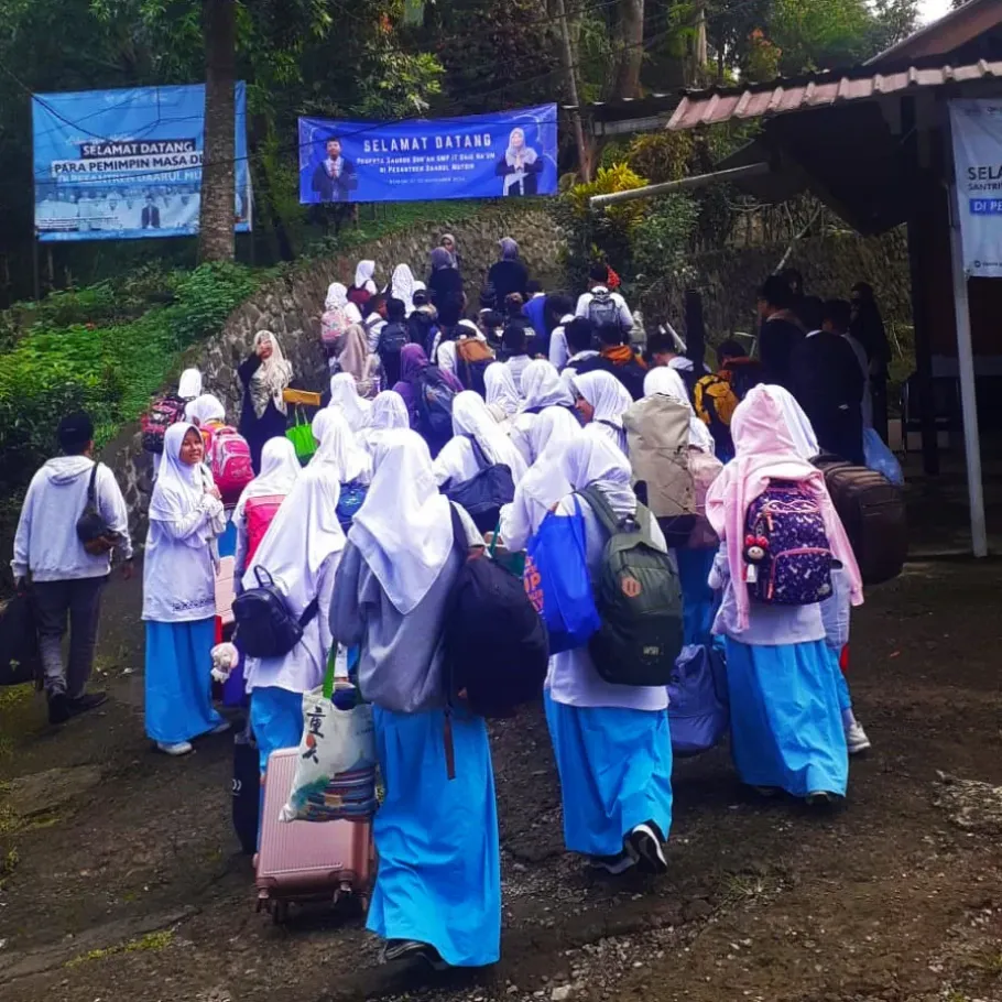 Quran Camp SMP IT Said Naum Jakarta di Daarul Mutqin Bogor Tahun 2024