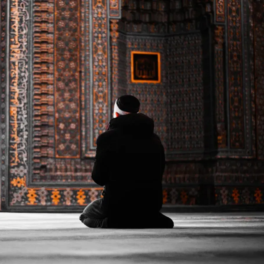 Ilustrasi Orang Berdoa